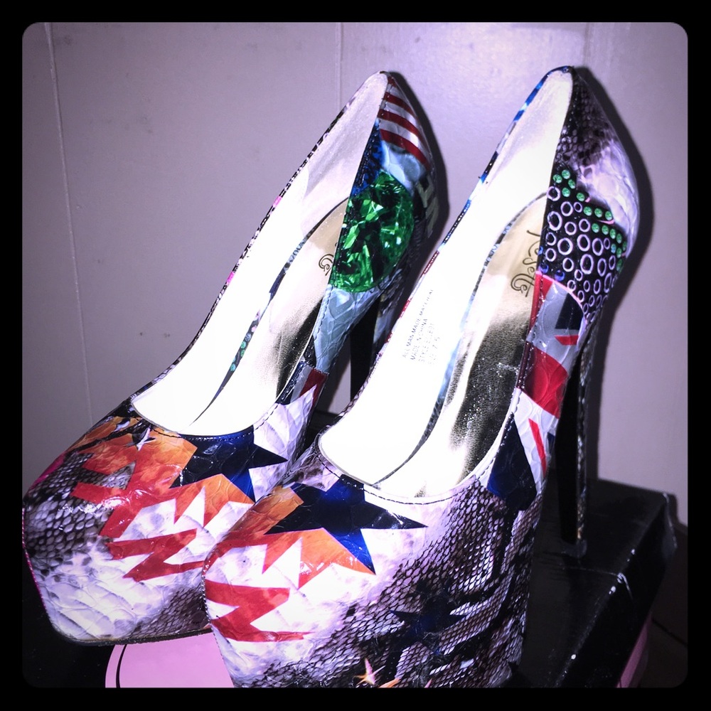 Snakeskin Print Multicolored Platform Pump Heel